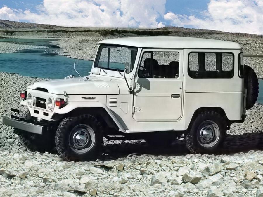  Toyota Land Cruiser 1973 года  (фото 4 из 8)